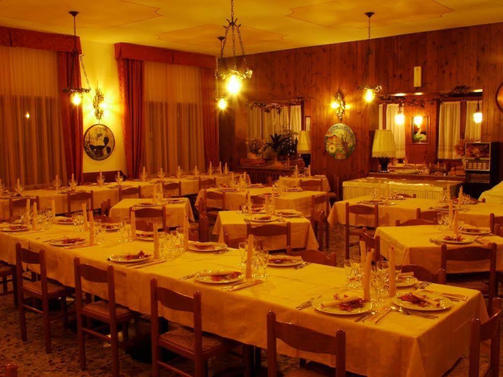 Hotel Milano Piazzatorre Exterior foto